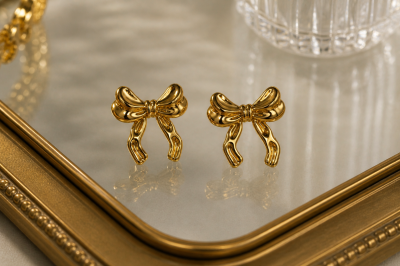 KOKONA ÉLÉGANCE BOW  EARRINGS